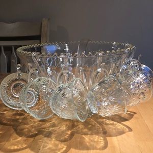 Vintage Hazelware 18 piece Punch bowl set